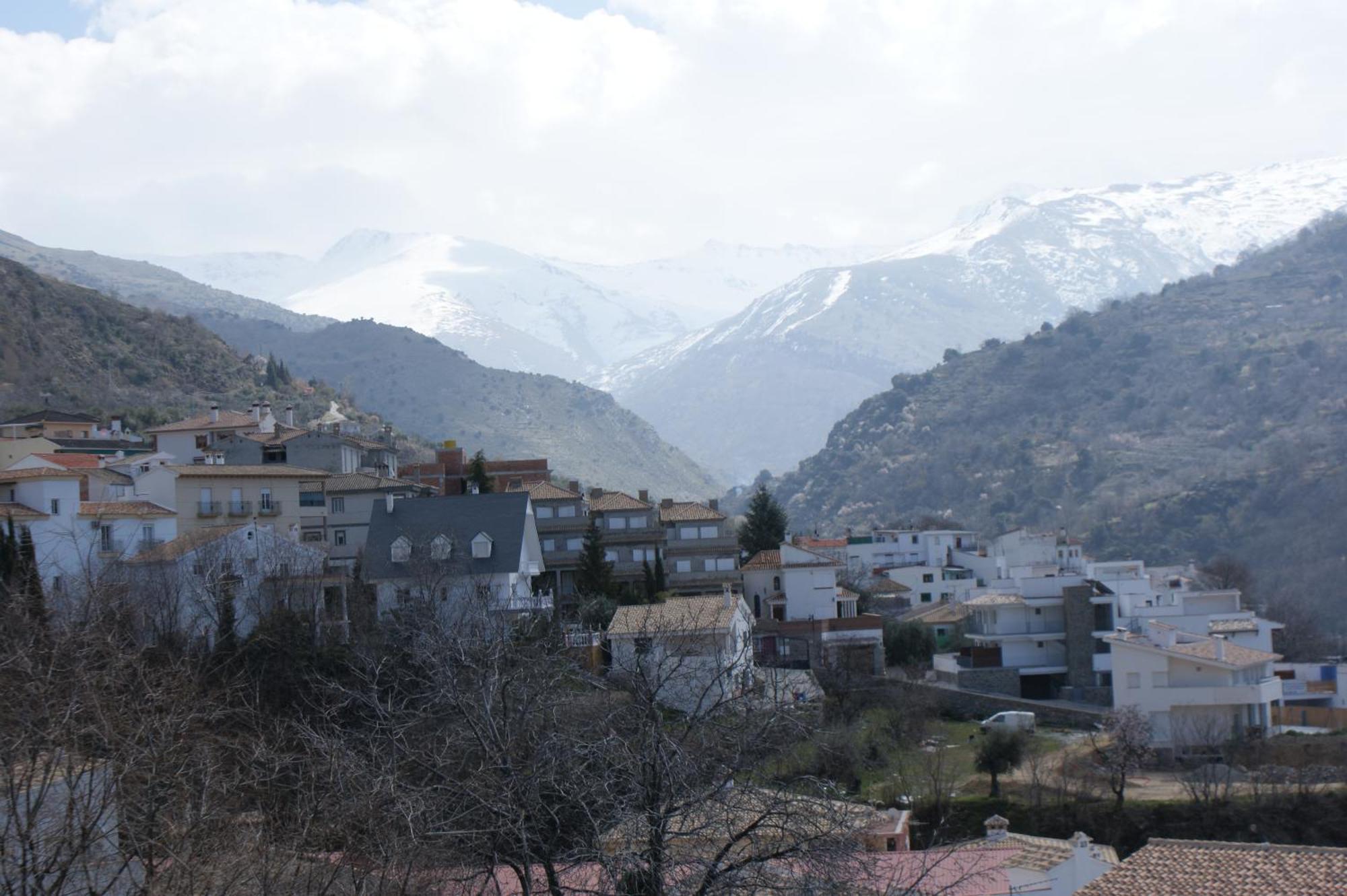 Hotel Juan Francisco Guejar Sierra Eksteriør bilde